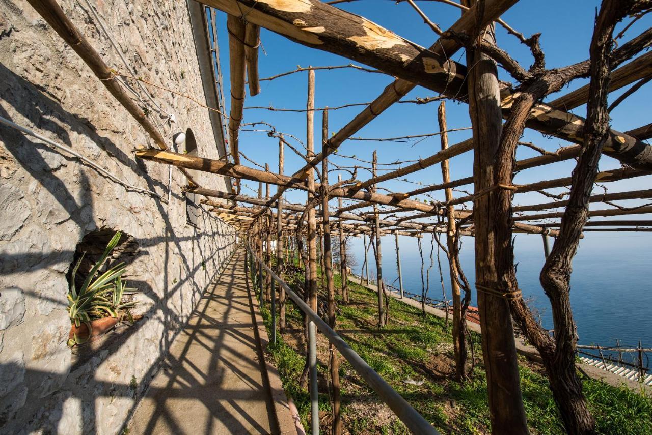 Albergo Diffuso Bacco Фуроре Екстер'єр фото